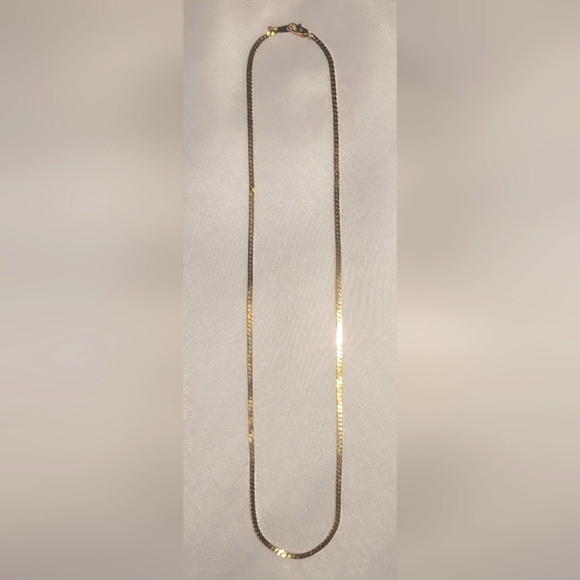 Gold Colored Necklace - Picture 2 of 4